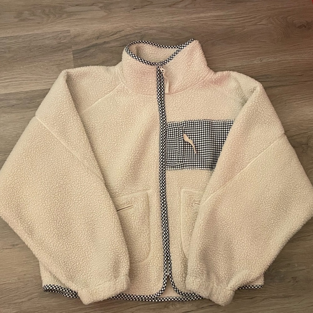COPY - Urban Outfitters Stormi Fleece Jacket